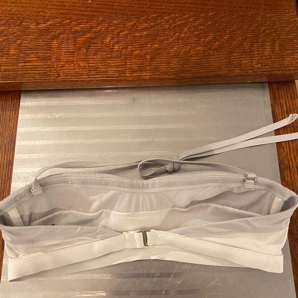 Athleta bathing suit top. Reduced to 50% for this weekend - Picture 6 of 6